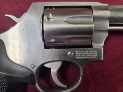 SMITH & WESSON 619 - .357MAG - 7-SHOT - Image 8 of 9