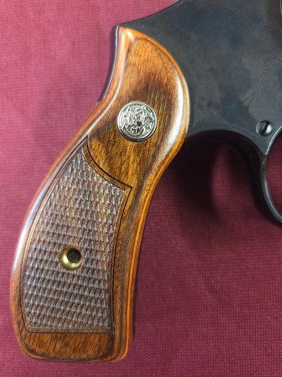 SMITH & WESSON 10-14 - 38SP +P - 6-SHOT BLUED - Image 8 of 9