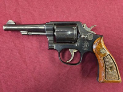 SMITH & WESSON 10-7 - .38SP - 6-SHOT BLUED - Image 1 of 8