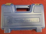 SMITH & WESSON 500 MAGNUM ANIB - Image 2 of 10