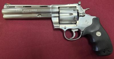 COLT ANACONDA .44 - Image 1 of 10