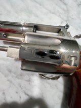 Smith And Wesson 29-3 nickel. .44 mag - 6 of 6