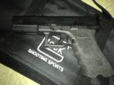 CUSTOM GLOCK 17 BY ATEI - 1 of 1