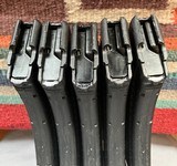 Arsenal Circle 10 Magazines - 6 of 7