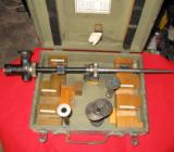 US ARMY GUN BORE SIGHT KIT TYPE J-2 BELL & HOWELL 1943 - 2 of 10