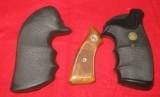 MIXED LOT OF GRIPS- 1911- COLT- S&W-RUGER - 4 of 5