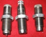 LEE 223/5.56 3 DIE COLLET SET WITH
FACTORY CRIMP DIE - 1 of 1