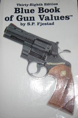 USED 31ST EDITION BLUE BOOK OF GUN VALUES - 1 of 1