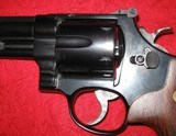 SMITH & WESSON MODEL 29-10 44 MAGNUM REVOLVER - 3 of 19