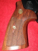 SMITH & WESSON MODEL 29-10 44 MAGNUM REVOLVER - 6 of 19