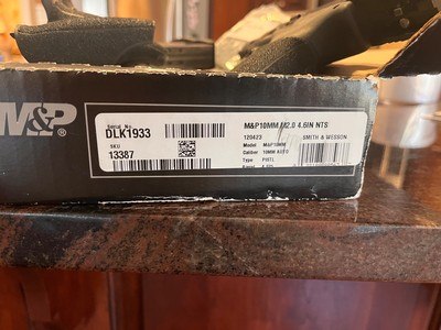 Smith & Wesson M&P 10mm M2 - Image 2 of 6