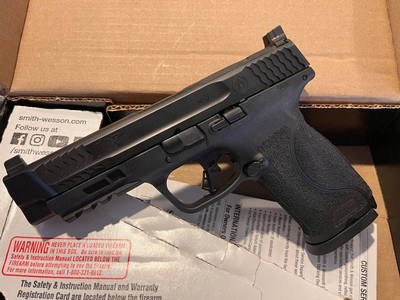 Smith & Wesson M&P 10mm M2 - Image 6 of 6