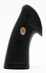 Colt 'Presentation' Style Rubber Grips For Python.
Gold Medallions 'New Condition' - 1 of 3