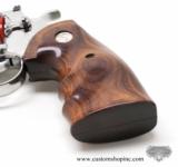 Colt Python 'ELITE' .357 Mag. 6 inchBright Stainless Finish.Like New. In Matching Blue Hard Case. - 9 of 10