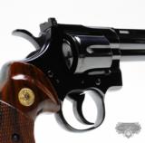Colt Python .357 Mag.6 inch Blue Finish. Excellent ConditionDOM 1987 - 4 of 7