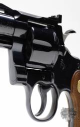 Colt Python 357 Mag. 2 1/2 Inch Blue. Like New Condition. DOM 1977. With Box - 8 of 9
