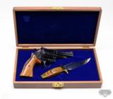Smith & Wesson 19-3 .357 Mag. Texas Ranger Commemorative in Display Case - 1 of 11