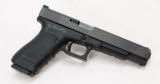 Glock 40 Gen 4. 10mm Auto With MOS Adapter. Looks New And Unfired. In Case. BONUS 2 Extra Mags. - 5 of 6