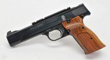 Smith & Wesson Model 41 Semi-Auto Pistol. 22LR. Like New Condition - 2 of 4