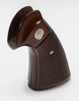 Colt Python Generation 3
Presentation Grips. For Late Model And 2020 Python. Silver Medallions. New - 4 of 5