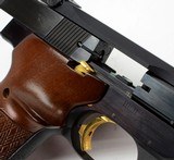 High Standard Victor. 22LR. 5 1/2 Inch. Like New In Factory Hard Case - 8 of 9