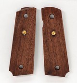 Colt Series 70 1911 Factory Original Rose Wood, Checkered Grips. Gold Medallions. New - 4 of 5