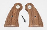 New Colt Python I-Frame Wood Checkered Service Grip With Silver Medallions - 2 of 13