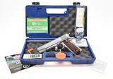 Colt Government Series 70. 45 ACP. Stainless Steel. O1911C-SS. BRAND NEW In Hard Case - 1 of 4