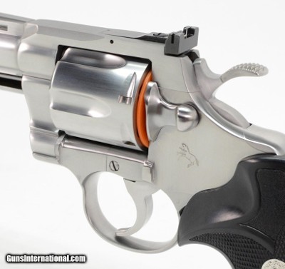Colt Python 357 Mag. 4 Inch Satin Stainless Finish. Like New In Blue Hard Case. DOM 1994 - Image 4 of 9