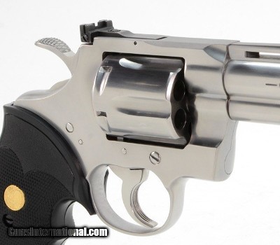 Colt Python .357 Mag. 6 Inch Satin Stainless. Like New Condition. DOM 1992 - Image 5 of 9