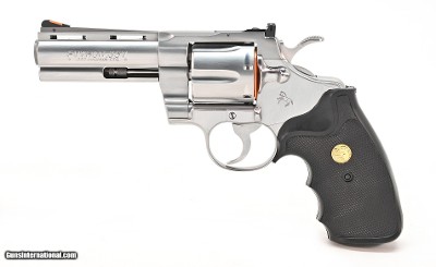 Colt Python .357 Mag. 4 Inch Satin Stainless. Original, Like New Condition. DOM 1991 - Image 4 of 10