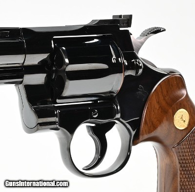 Colt Python .357 Mag. 6 Inch Blue Finish. Like New Condition. DOM 1979 - Image 8 of 9