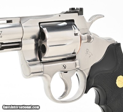 Colt Python .357 Mag. 6 Inch Satin Stainless. Like New Condition. DOM 1995 - Image 4 of 9