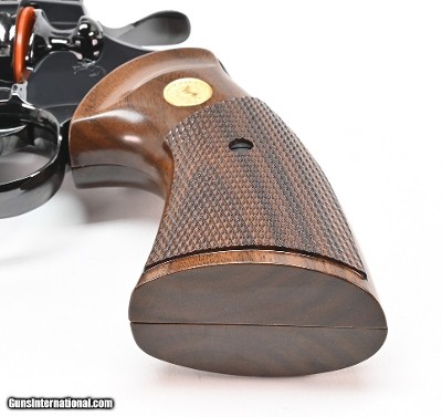 Colt Python .357 Mag. 6 Inch Blue. Like New Condition. DOM 1985 - Image 9 of 9