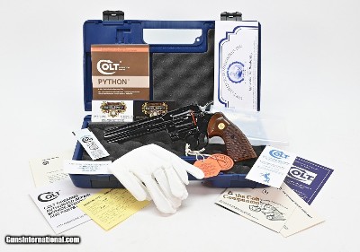 Colt Python .357 Mag. 6 Inch Blue. Like New Condition. DOM 1985