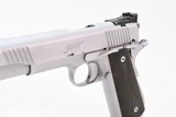 Kimber 1911 Classic Custom .45 ACP 5