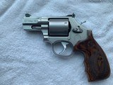 Awesome Smith & Wesson 686 2.5" .357 7-Shot -- LNIB with Original Box & Paperwork - 2 of 10