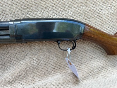 Winchester Model 12 in harder to find 16 Gauge from 1930 - Image 5 of 15