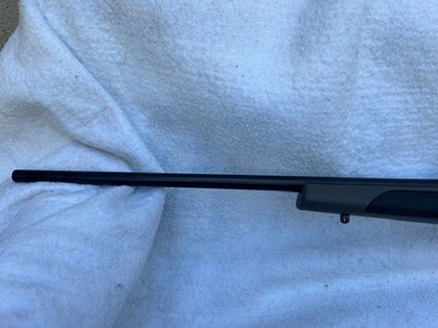 Weatherby Vanguard in 270 Win 24” barrel with New Vortex Diamondback 3-9 x 40MM scope - Image 7 of 14