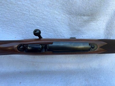 1986 Excellent Condition Winchester Model 70 XTR Classic Sporter in harder to find 300 Weatherby Magnum with Tasco scope, 24” barrel - Image 4 of 15