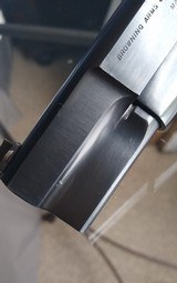 Browning Hi Power, Rare Belgian T-Series Tangent Sight with red backed grips.Near 100% with original pouch. - 4 of 15