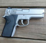 SMITH AND WESSON .45 MODEL 4516-1 - 3 of 5