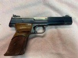 Smith &Wesson Model 41 - 5 of 7