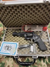 S&W 327 Performance Center