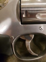 Smith & Wesson - .357 Magnum - Model 686-57 shot 4 inch barrell - 7 of 9