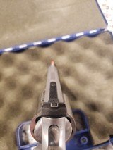 Smith & Wesson - .357 Magnum - Model 686-57 shot 4 inch barrell - 8 of 9