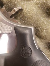 Smith & Wesson - .357 Magnum - Model 686-57 shot 4 inch barrell - 9 of 9
