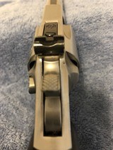 Ruger - SP 101 - .357 Magnum- 4"- Stainless-Fiber Optic Sight-Excellent Condition-original box & test envelope - 4 of 15