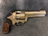 Ruger - SP 101 - .357 Magnum- 4"- Stainless-Fiber Optic Sight-Excellent Condition-original box & test envelope - 2 of 15