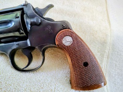 COLT OFFICERS TARGET MODEL 38 SPECIAL, 6” HEAVY BARREL, w/ COLT 